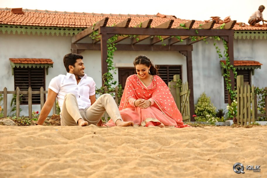 Malli Malli Idi Rani Roju